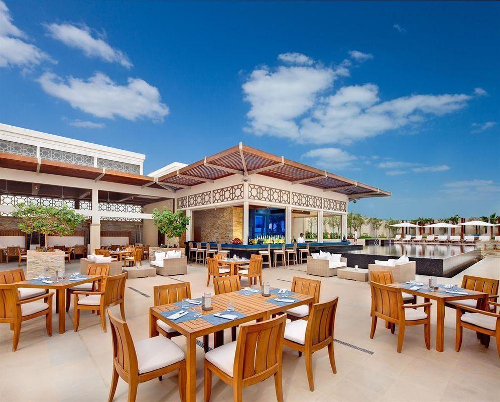 Le Meridien City Centre Bahrain Manama Eksteriør bilde The rooftop bar at the W Bali