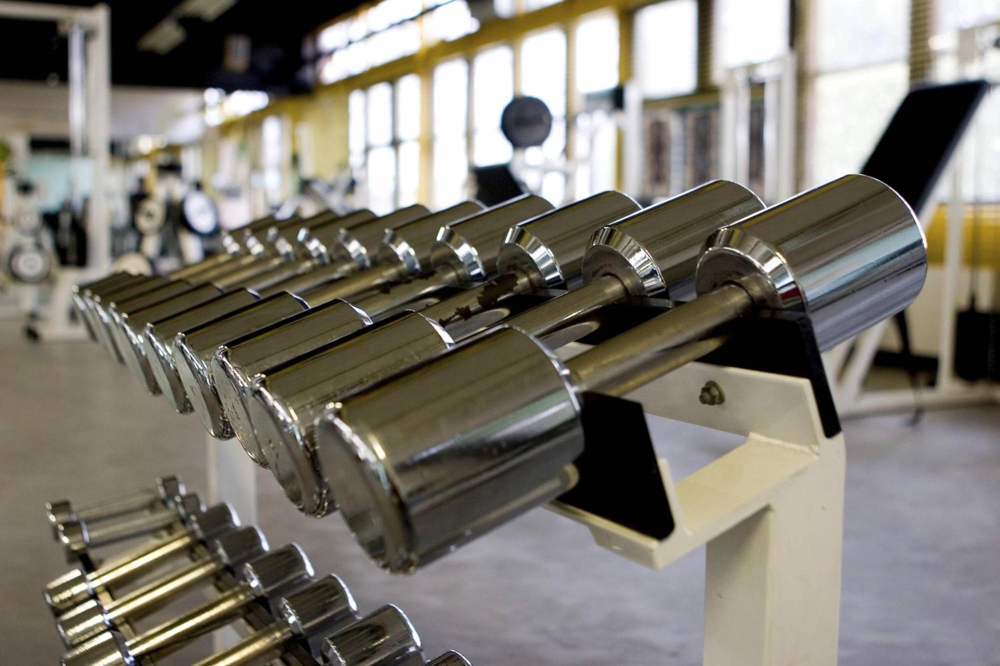 Le Meridien City Centre Bahrain Manama Eksteriør bilde A dumbbell rack